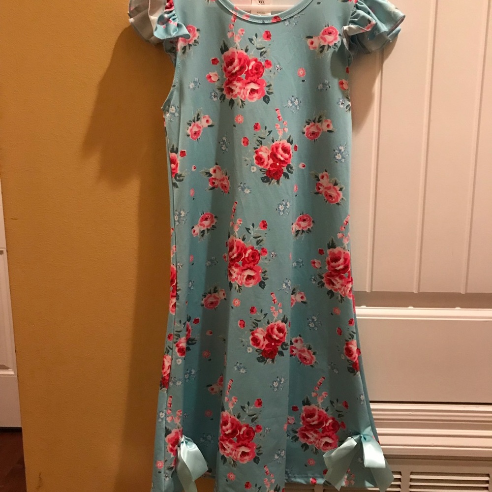 Girls clothing